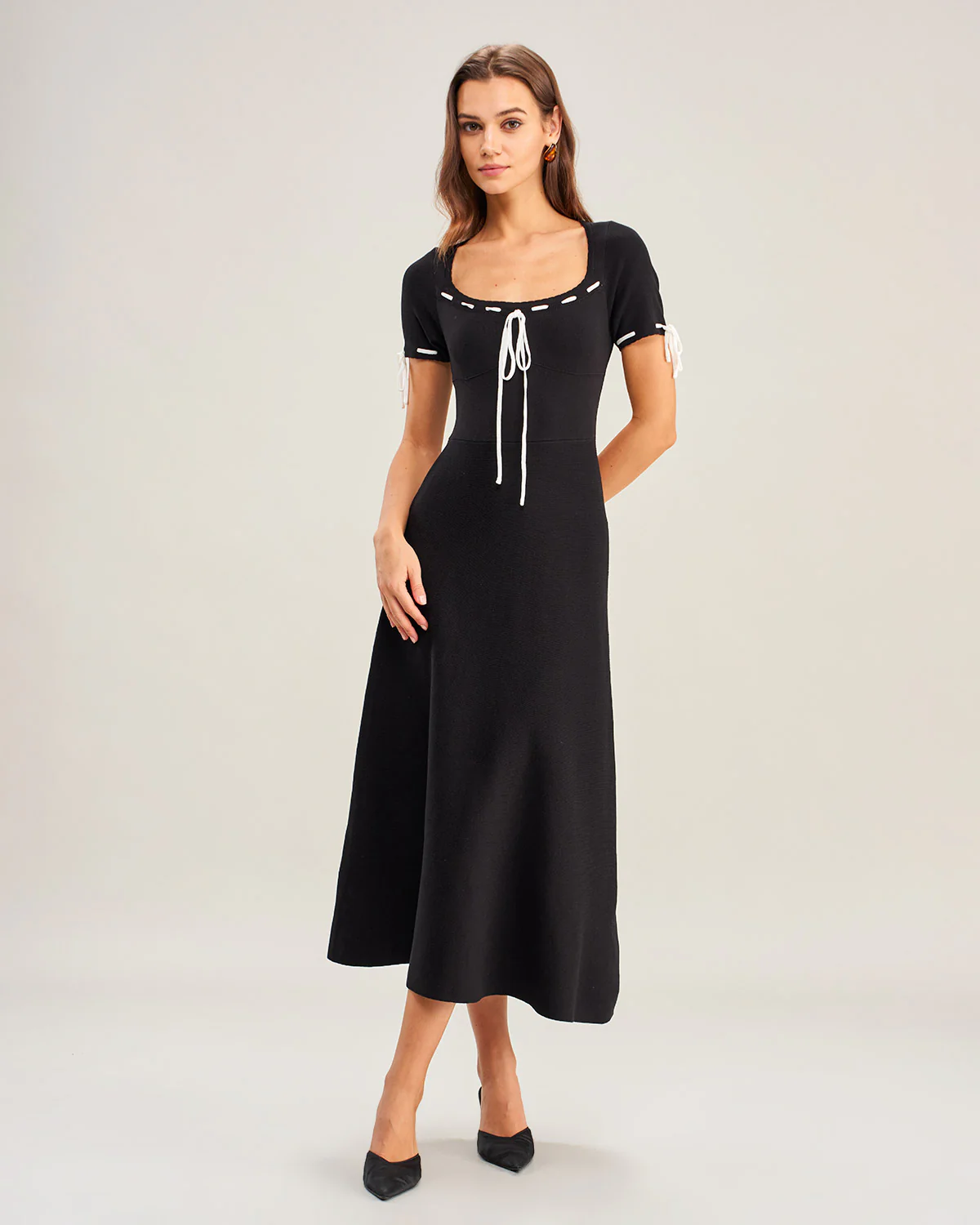 Black Contrasting A-Line Elegant Sweater Dress - Image 4