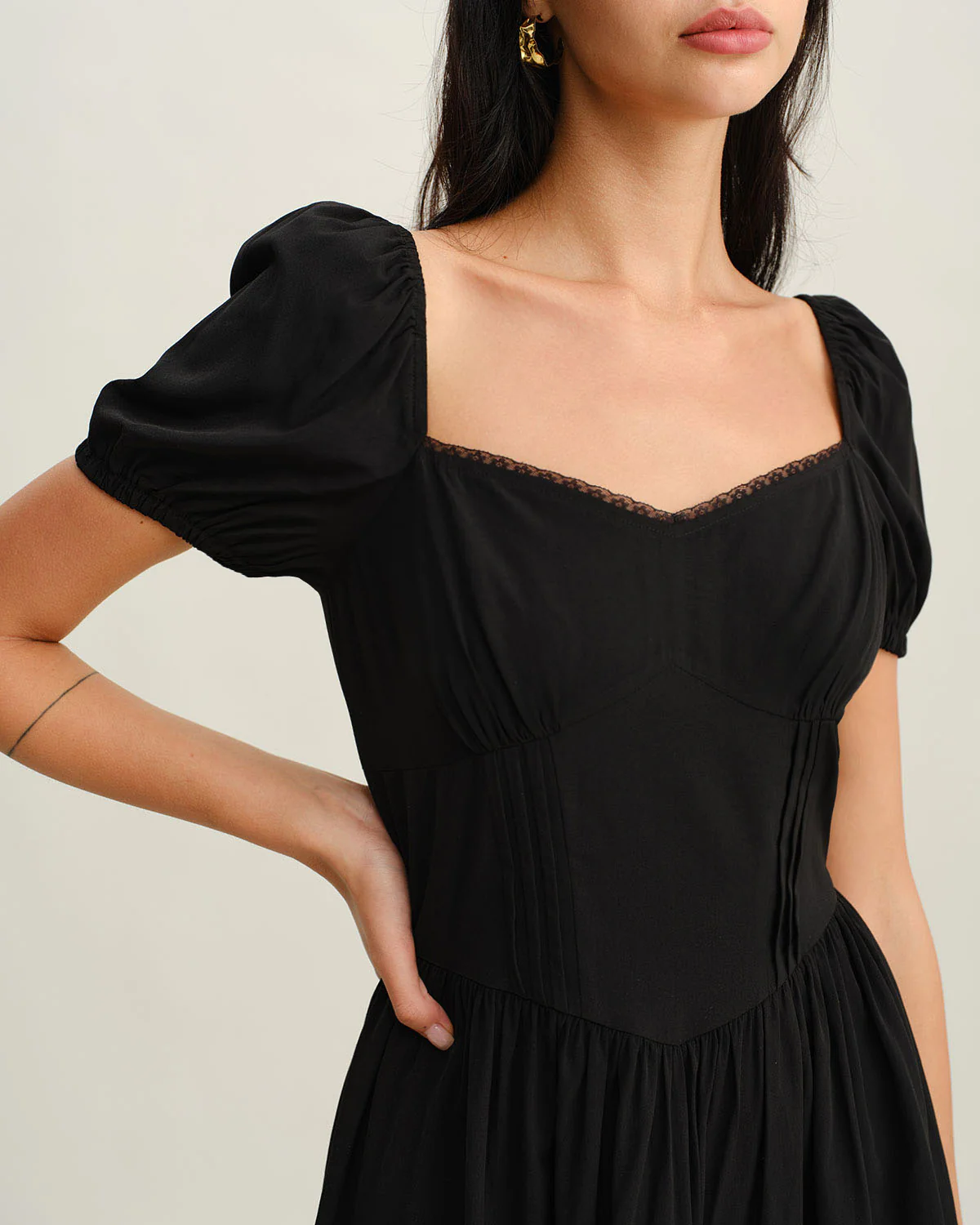 Black Sweetheart Neck Puffed Sleeve Mini Dress - Image 2