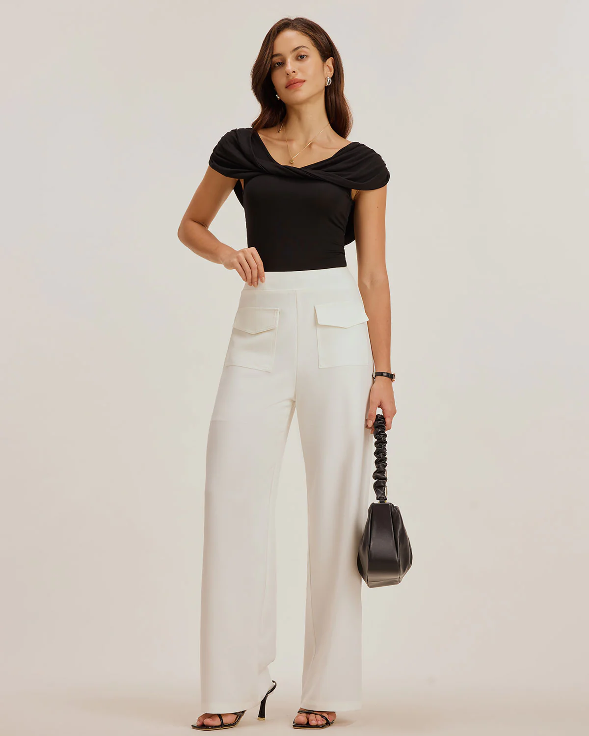 Black U Neck Ruched Tee - Image 5