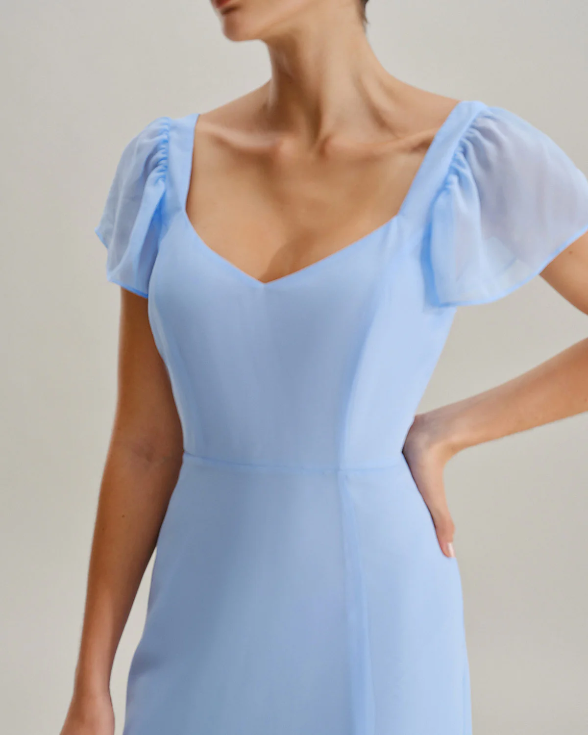 Blue Sweetheart Neck Chiffon Maxi Dress - Image 2