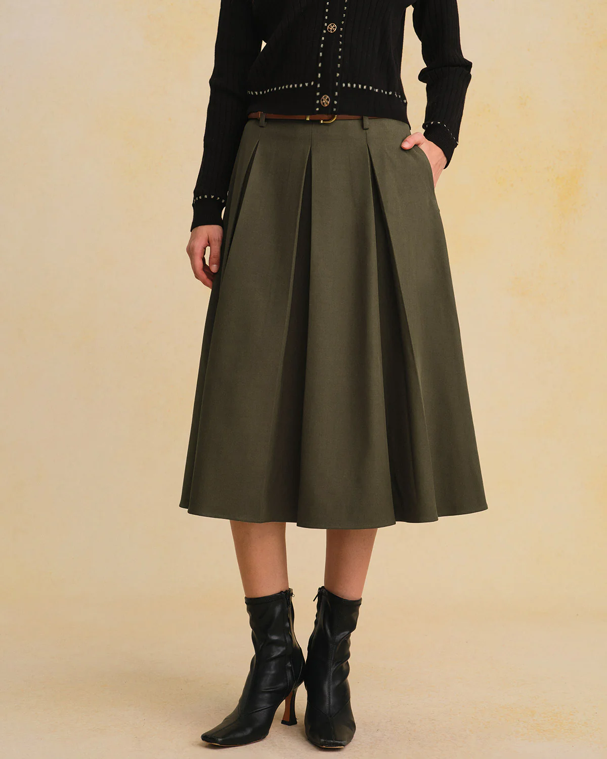 Green A-Line Pleated Midi Skirt - Image 4