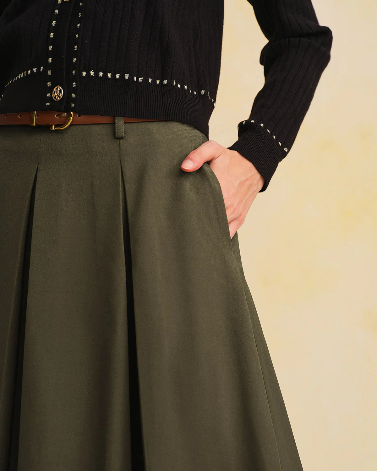 Green A-Line Pleated Midi Skirt - Image 5