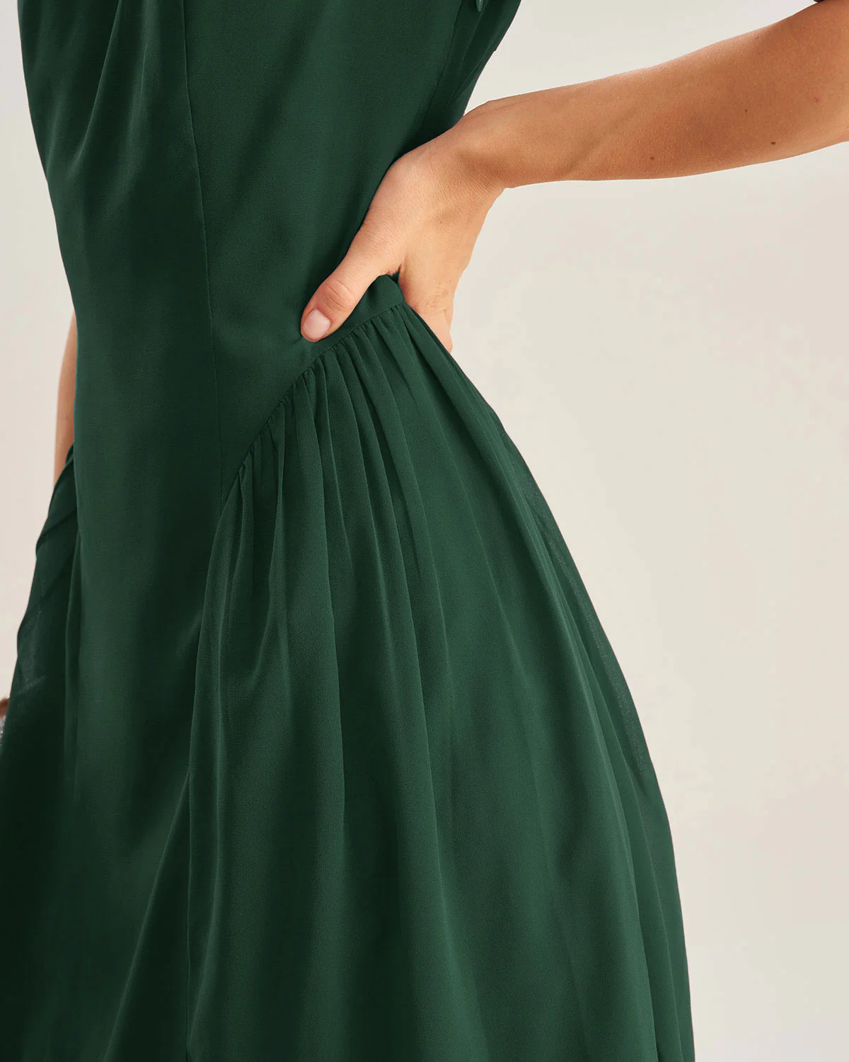 Green Boat Neck Chiffon Midi Dress - Image 2