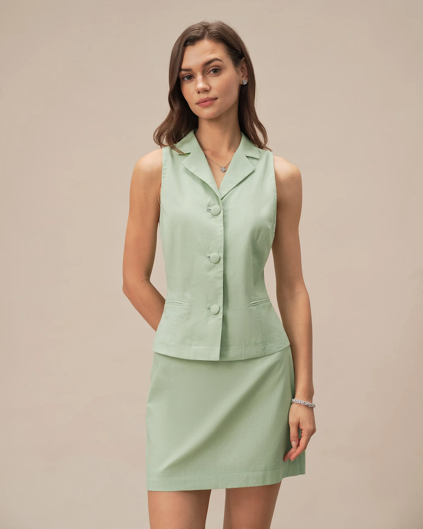 Green Solid A-Line Mini Skirt - Image 3