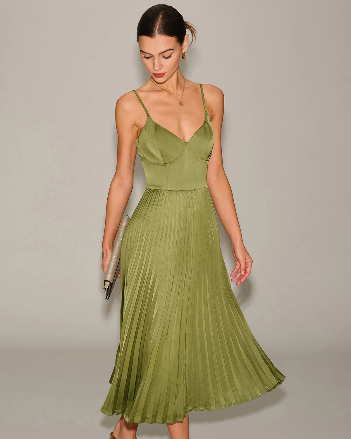 Green Sweetheart Neck Pleated Slip Midi Dress - Image 3
