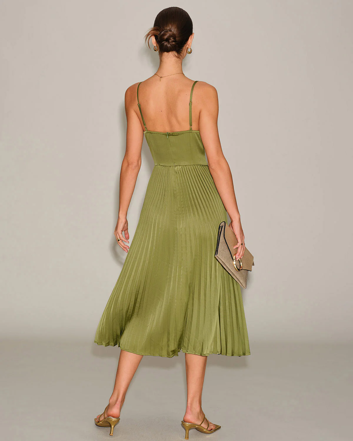 Green Sweetheart Neck Pleated Slip Midi Dress - Image 6