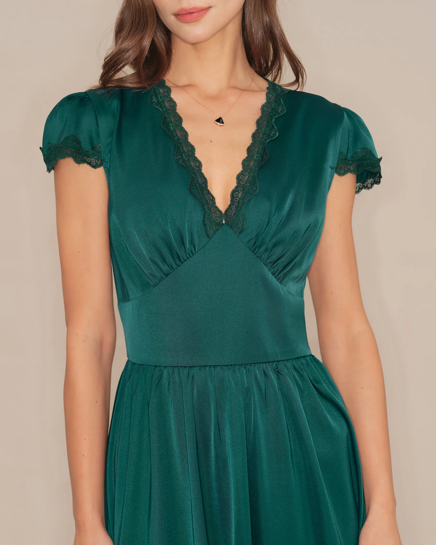 Green V Neck Lace Maxi Dress - Image 5