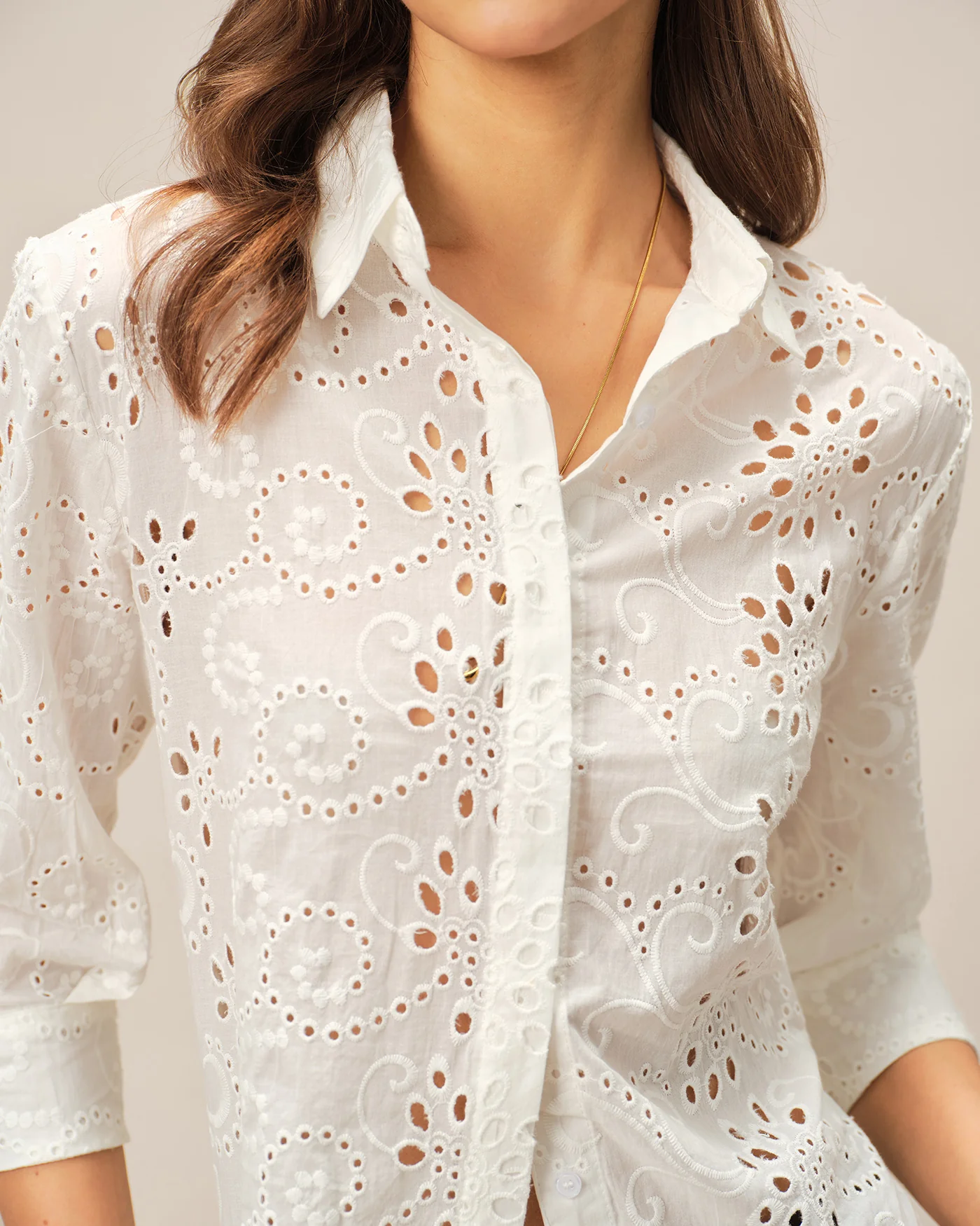 Off White Floral Textured Collar Shirt - Image 2