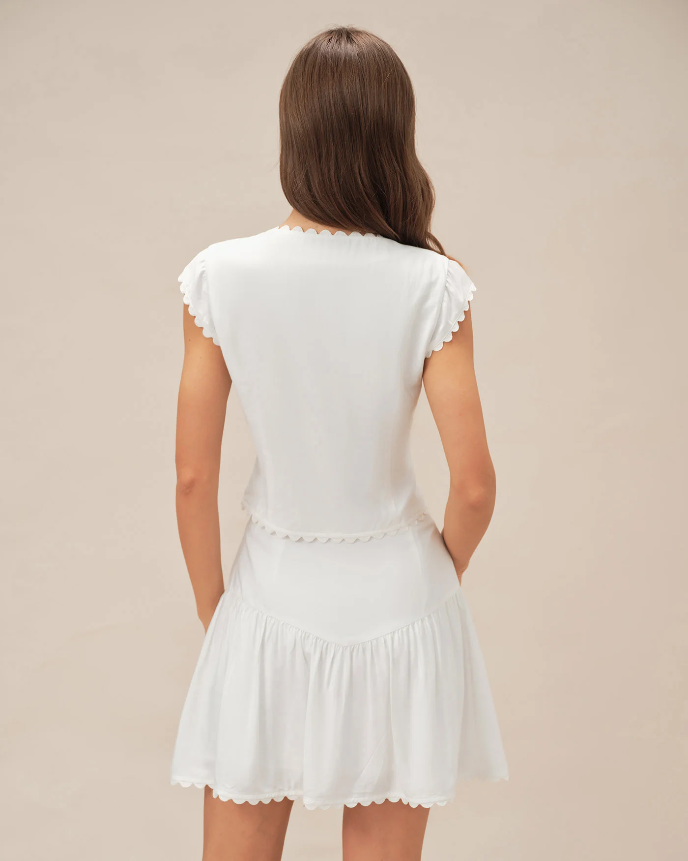 White Button Ruched Mini Skirt - Image 5