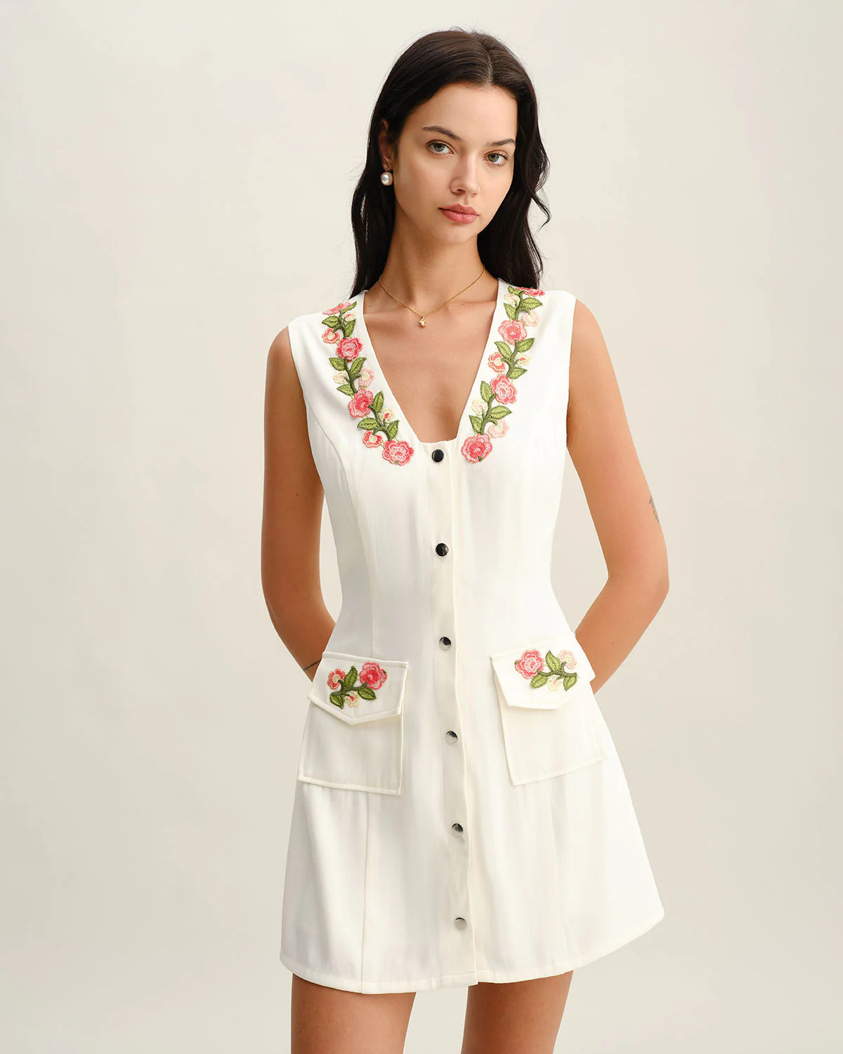 White Floral V Neck Sleeveless Mini Dress