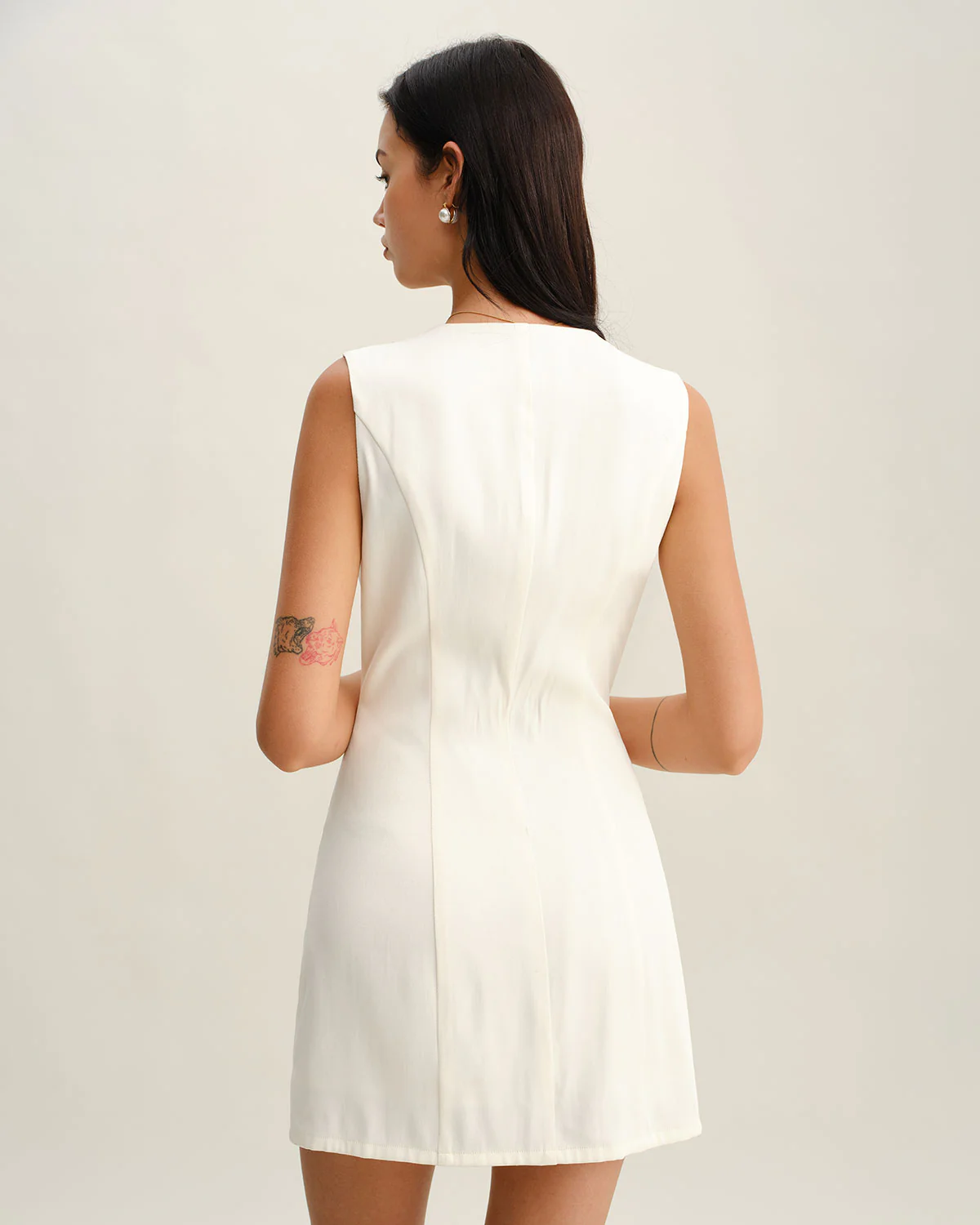 White Floral V Neck Sleeveless Mini Dress - Image 5