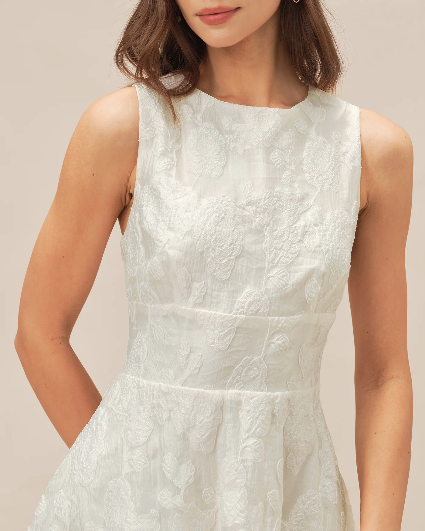 White Round Neck Jacquard Mini Dress - Image 2